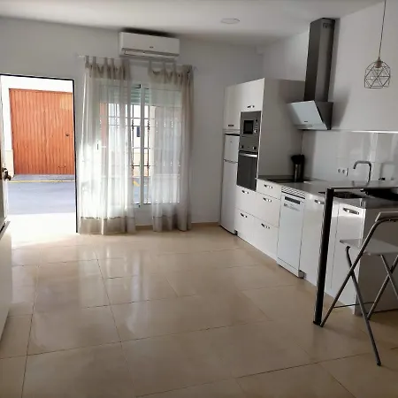 Apartamento Avenida De La Musica Apartment *
